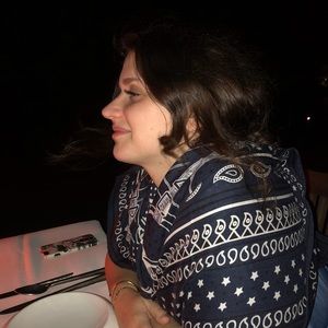 Meet your Posher, Roselyn